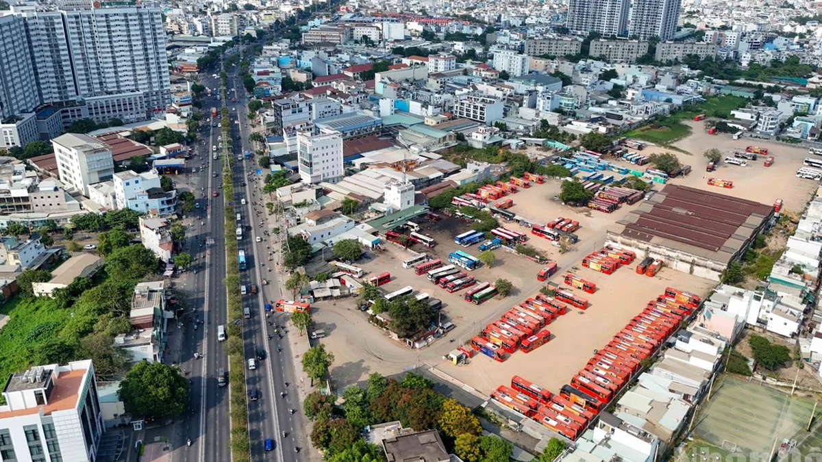 [Bild] Aktueller Stand der Landgewinnungsmaßnahmen für die über 5,5 Hektar große Fläche, die Ho-Chi-Minh-Stadt in Erwägung zieht.