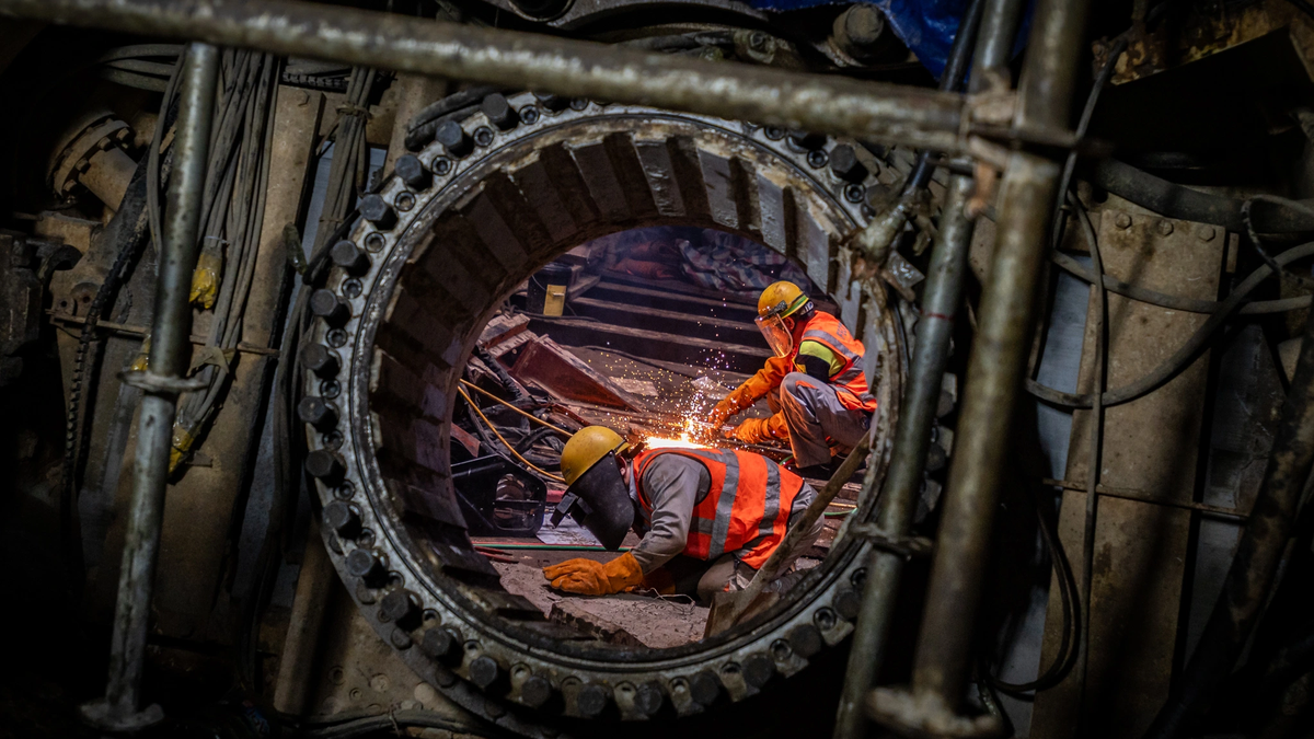 Inside the newly excavated 30-meter-deep Nhon - Hanoi Station metro tunnel.