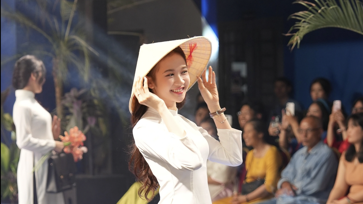 'Vietnamesisk Ao Dai – En kulturarvsresa' från Young People