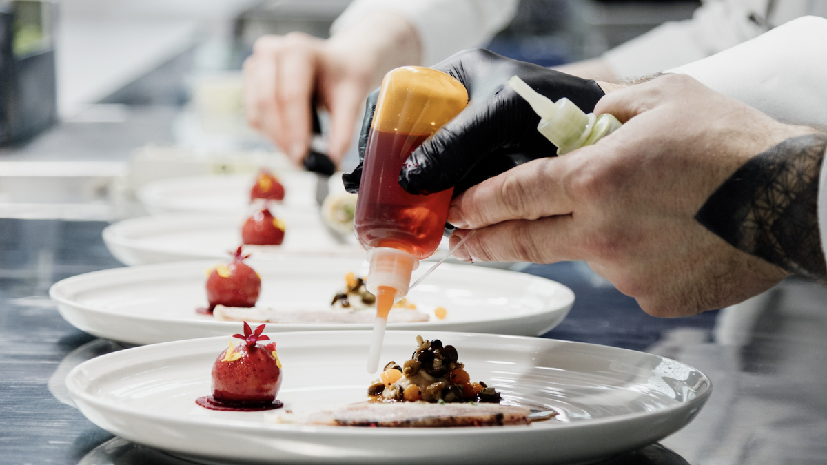 Đầu bếp Việt lần đầu vào top 8 thế giới tại Global Chefs Challenge 2026