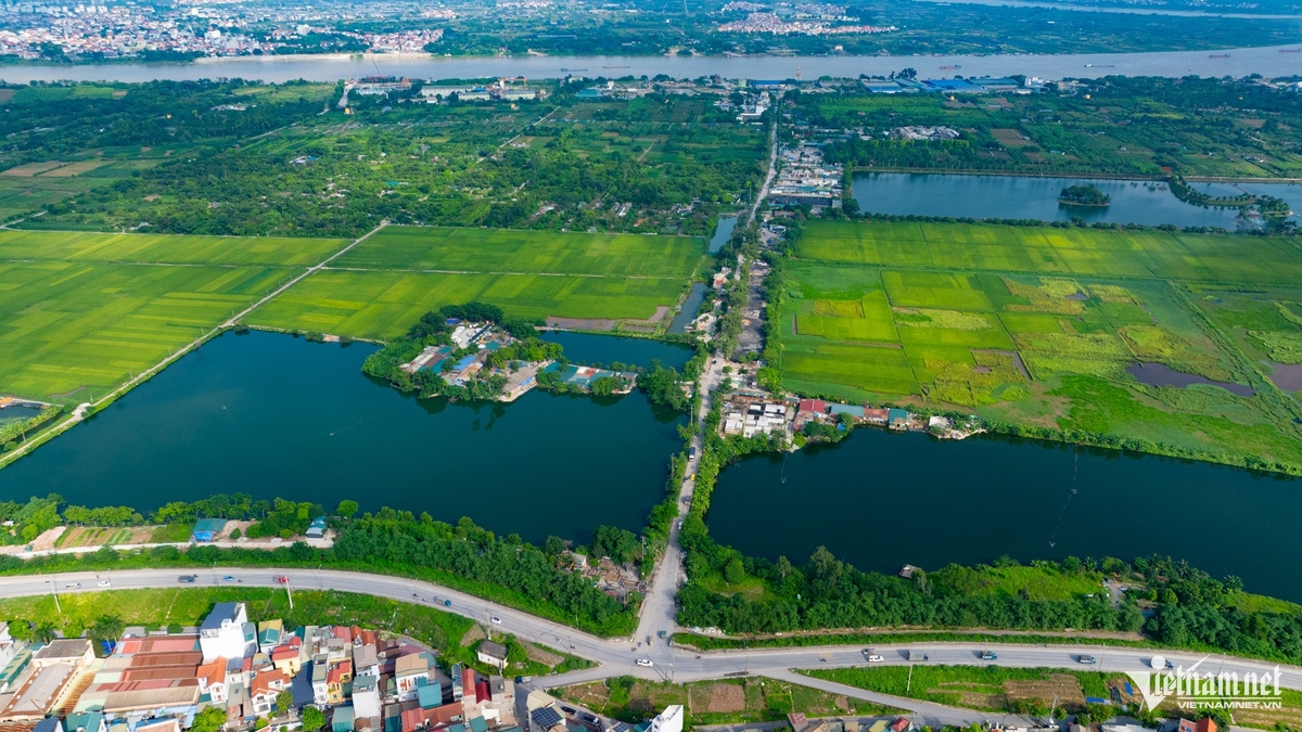 Un análisis más detallado de las tres grandes zonas de reasentamiento que dan servicio a los proyectos de los puentes Tu Lien y Tran Hung Dao.