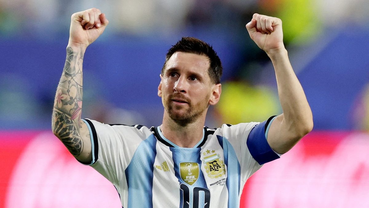 There is no rivalry between Messi and Ronaldo.