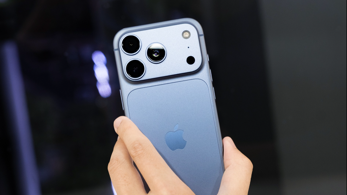 รีวิวสั้นๆ ของ iPhone 18 Pro Max: การอัพเกรดครั้งใหญ่ที่ซ่อนอยู่ภายใต้รูปลักษณ์ภายนอกที่คุ้นเคย