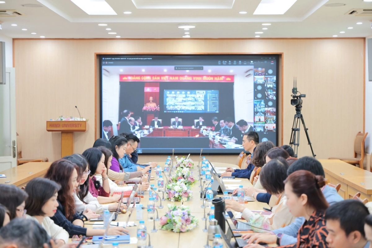 Trường Đại học Hà Nội tham dự Hội nghị giao ban triển khai Nghị quyết 57-NQ/TW