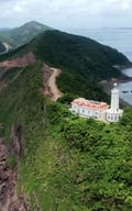 Đảo ở miền Bắc như 'hòn ngọc thô', hải sản giá rẻ, cách đất liền 10 phút đi tàu