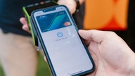 Užijte si život s pohodlnými a bezpečnými platebními transakcemi s Mastercard.