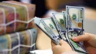 Pankkien Yhdysvaltain dollarin vaihtokurssit ovat laskeneet jyrkästi.
