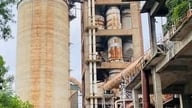 Ulykke på cementfabrik koster 3 mennesker livet.