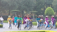 Sondermeldung in der Hanoi Moi Zeitung, 8. Oktober 2025.