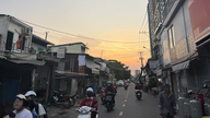 Lyden av karaoke langs kanalen er en integrert del av Ho Chi Minh-byens sjel.