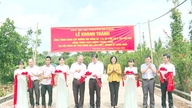 ผู้นำจากคณะกรรมการประชาชนจังหวัดด่งนายเข้าร่วมพิธีเปิดงานระดมมวลชนในตำบลฟู้ฮวา