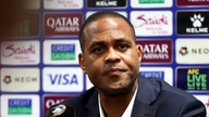 Valmentaja Kluivert lähti Hollantiin pyytämättä anteeksi, mikä aiheutti sisäistä kuohuntaa Indonesian maajoukkueessa.