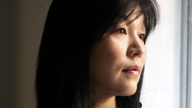 A autora coreana Shin Kyung-Sook interage com leitores vietnamitas.