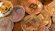 Laos aikoo katkaista sähkönjakelun kryptovaluuttojen louhinnalta ja priorisoida tekoälyä ja sähköajoneuvoja.