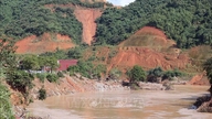Alvorligt jordskred på National Highway 2 (Tuyen Quang)
