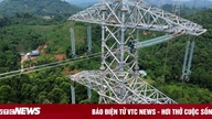 بناء سريع: تم الانتهاء من خط نقل الطاقة الكهربائية Lao Cai - Vinh Yen 500 kV قبل 8 أشهر من الموعد المحدد.