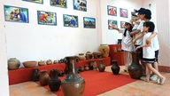 Khanh Hoa : Exposition et présentation de photos et d'objets liés au festival Katê.