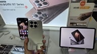 2025년 스마트폰 시장: AI 경쟁과 '돈을 펑펑 쓰는' 세계적 물결