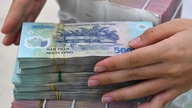 Inspektorat Pemerintah menyebutkan sejumlah bank besar yang menyalahgunakan triliunan dong dalam bentuk obligasi.