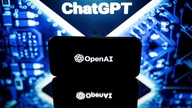OpenAI valmistautuu kaikkien aikojen suurimpaan listautumisantiin, joka voi nousta biljoonaan dollariin.