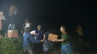 Da Nang: Behörden und Organisationen unterstützen weiterhin die Menschen in den von Überschwemmungen betroffenen Gebieten.