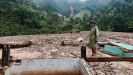 Da Nang: Monet kotitaloudet vuoristoalueilla evakuoitiin maanvyörymävaaran vuoksi.