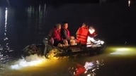 En person omkom efter at en fiskerbåd kæntrede.