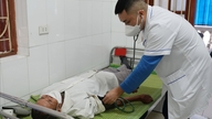 Nguy cơ viêm tụy cấp khi uống quá nhiều rượu bia ngày Tết