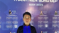 Kepala desa yang memenangkan hati masyarakat.