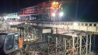 Linia feroviară Nord-Sud a fost redeschisă după ce a fost întreruptă timp de patru zile din cauza taifunului nr. 13.