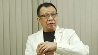 Hứa Thiệu Hùng secretly underwent cancer treatment and had to have a kidney removed before he passed away.