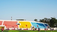 第1回ダンフオン村オープンサッカー大会には14チームが参加した。