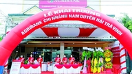 Agribank Tra Vinh-filialen serverer lokale specialiteter.
