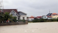 De provincie Khanh Hoa reageert flexibel op de aanhoudende hevige regenval, overstromingen en diepe wateroverlast.