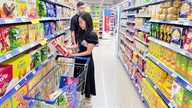 Mais concorrentes estrangeiros entram no mercado de confeitaria do Vietnã, avaliado em bilhões de dólares.