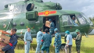 Forsvarsministeriet: Mobilisering af alle ressourcer for at hjælpe folk med at reparere huse og fabrikker, skal være færdig inden den 30. november.