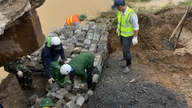 Der er behov for hastende foranstaltninger for at løse og afhjælpe trafikpropper.