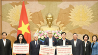 Hanoi by gir økonomisk støtte til tre provinser: Dak Lak, Lam Dong og Khanh Hoa.