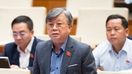 국회의원들은 신문 경제 발전을 촉진하기 위해 신문 열람료 부과를 제안했습니다.