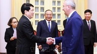 President Luong Cuong tar emot guvernören i Kalugaprovinsen i Ryska federationen.
