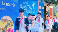 Sát cánh cùng miền Trung, trường giúp trường sau lũ dữ