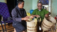 Un "tesoro viviente" de la cultura M'nong.