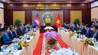 នាយករដ្ឋមន្ត្រីវៀតណាម និងកម្ពុជា ឯកភាពគ្នាបង្កើតរបកគំហើញថ្មីមួយក្នុងកិច្ចសហប្រតិបត្តិការសេដ្ឋកិច្ច។