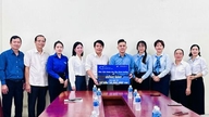 Bao Viet Life Insurance Tay Ninh extiende su apoyo a las personas en las zonas afectadas por tormentas e inundaciones.
