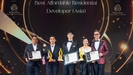 Kim Oanh Land menerima anugerah “Pemaju Kediaman Mampu Milik Terbaik” di Anugerah Hartanah Asia 2025.
