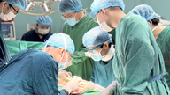 Øget sundhedsforsikringsdækning fra 2026 baner vejen for gratis basale hospitalsydelser inden 2030.