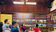 Thang Long ve Phu Xuan sakinlerinin çömlekçilik sanatını sergiliyor.