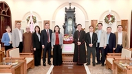 La delegación provincial de Tuyen Quang extiende sus saludos navideños de 2025 a Hanoi, Bac Ninh y Lang Son.