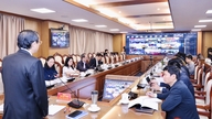 Có hiện tượng sáp nhập trường nóng vội, cơ học