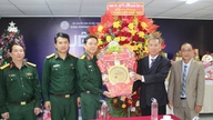 กองบัญชาการทหารนครดานังขอส่งความปรารถนาดีไปยังศาสนสถานต่างๆ เนื่องในโอกาสวันคริสต์มาสปี 2025